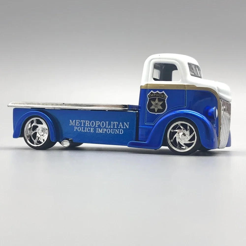 Jada D Rods 1947 Ford COE Metropolitan Police Car Hauler Diecast 1/64 Bed Slides